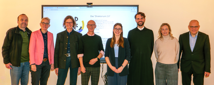v. l. fr. Andras Remler (Göttweig), Nicole Stockhoff (Münster), Markus Wittman (Eichstätt), Christoph Freilinger (ÖLI), Kristina Jansen (Münster), P. Johannes Feierabend (Leiter ÖLI), Katharina Hoos (Würzburg), Stephan Steger (Würzburg) v. l. fr. And